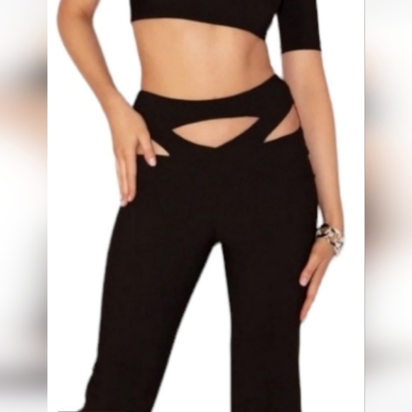 Heiress Beverly Hills Pants - NWOT Heiress Beverly Hills Black Cut-Out High-Waist Trousers Sz L